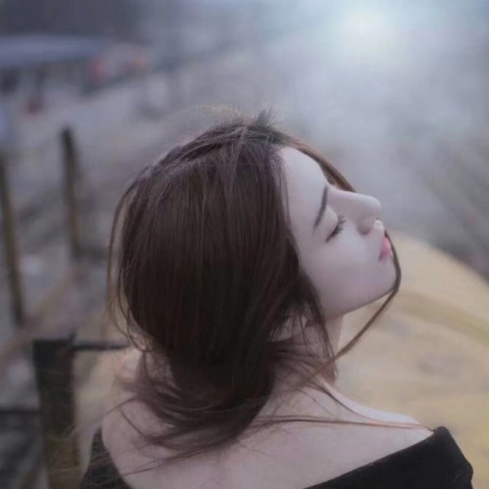 则座诚 - 恐怖电影无删减在线观看 - 平板看电影